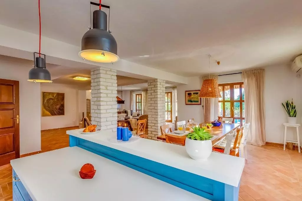4-bedroom Villa In Višnjan, Croatia (205 M²)