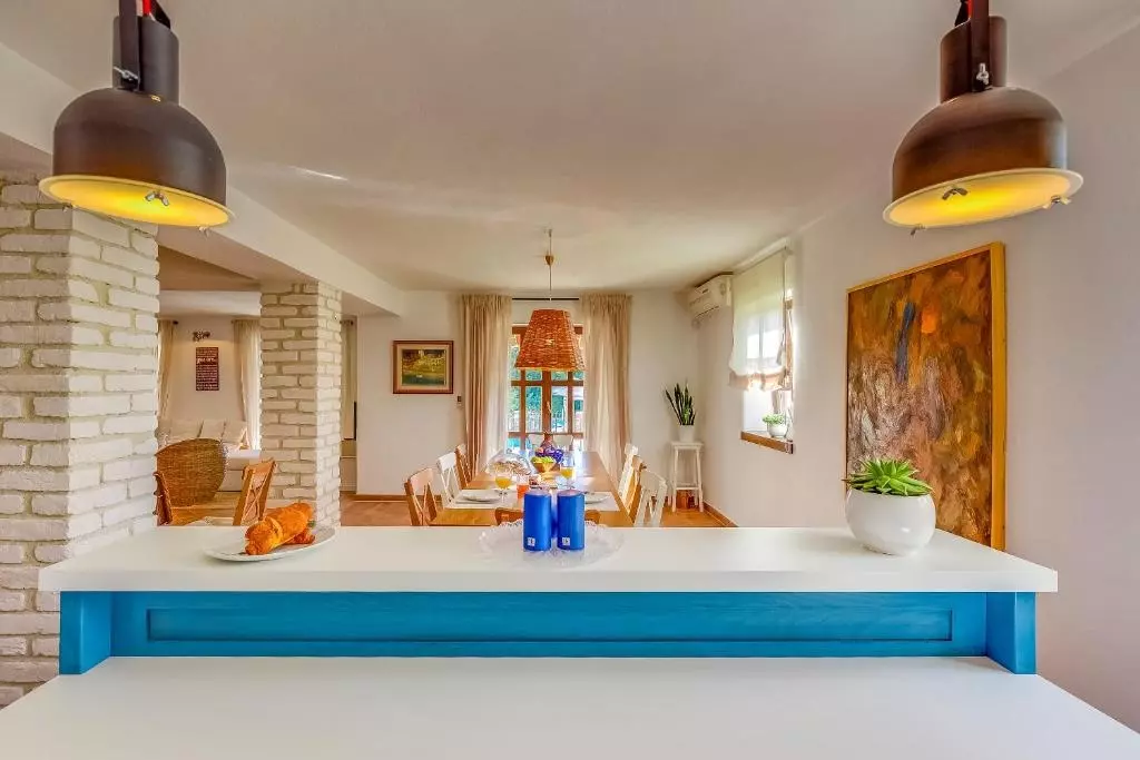 4-bedroom Villa In Višnjan, Croatia (205 M²)