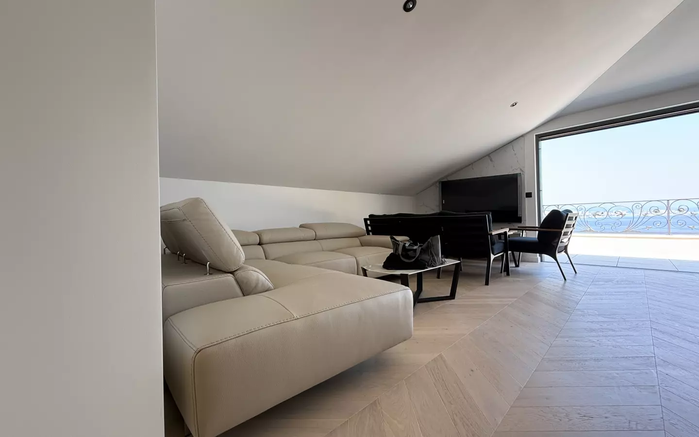 3-bedroom Apartment In Opatija – Centar, Croatia (204 M²)