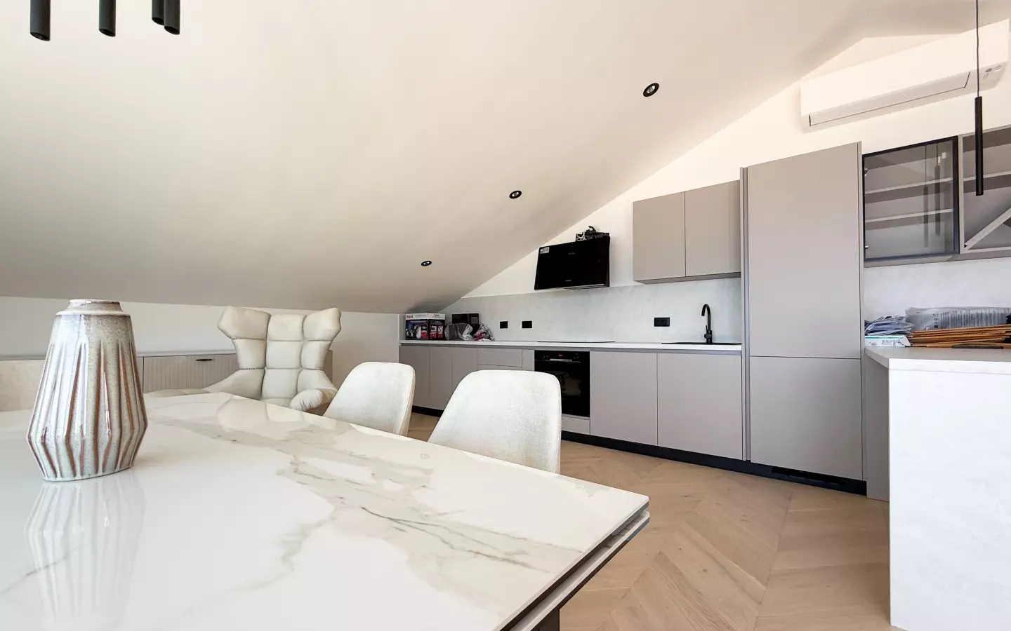 3-bedroom Apartment In Opatija – Centar, Croatia (204 M²)