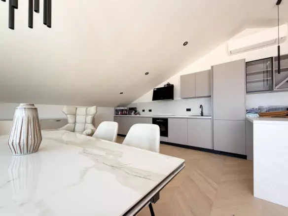 3-bedroom Apartment In Opatija – Centar, Croatia (204 M²)