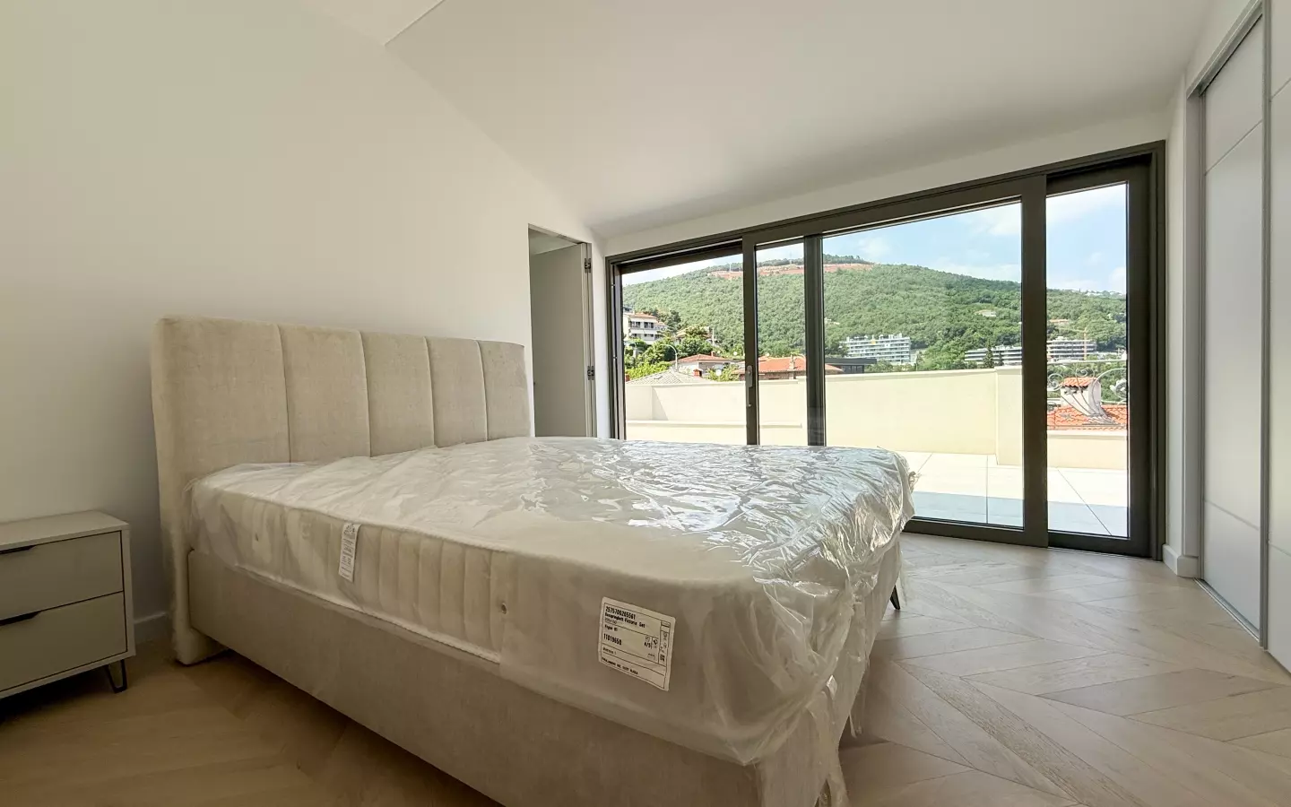 3-bedroom Apartment In Opatija – Centar, Croatia (204 M²)