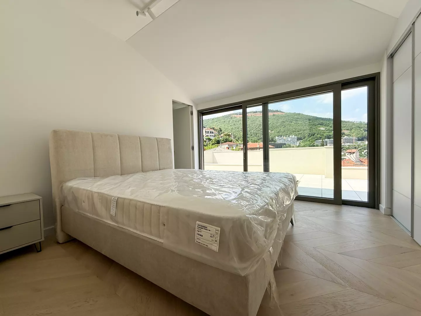3-bedroom Apartment In Opatija – Centar, Croatia (204 M²)