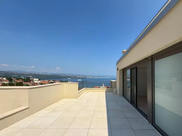 3-bedroom Apartment In Opatija – Centar, Croatia (204 M²)