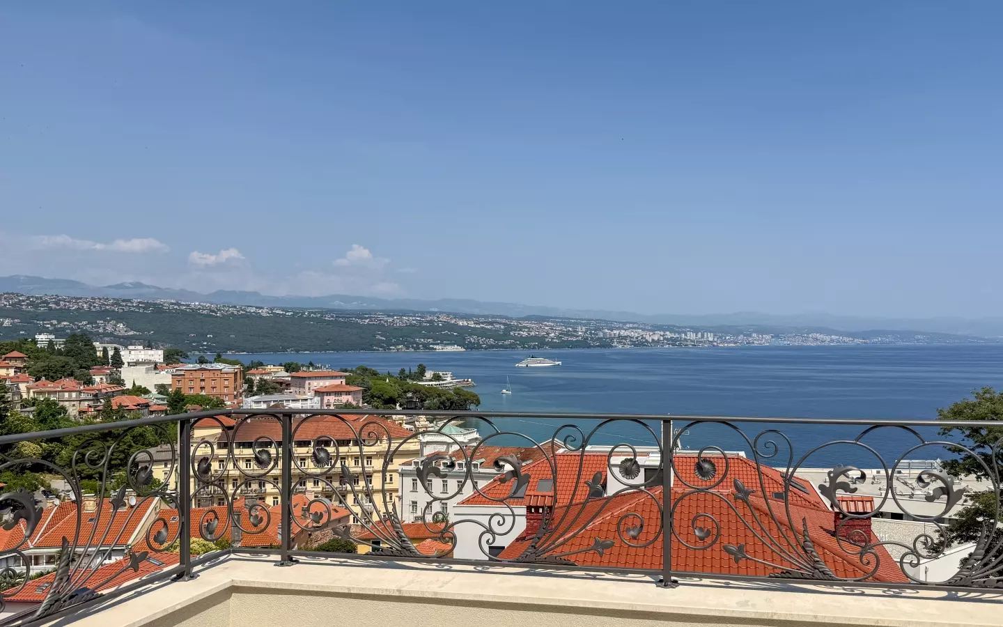 3-bedroom Apartment In Opatija – Centar, Croatia (204 M²)