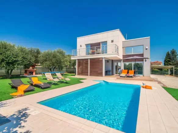 3-bedroom Villa In Vodnjan, Croatia (173 M²)