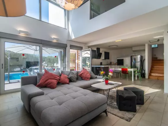 3-bedroom Villa In Vodnjan, Croatia (173 M²)