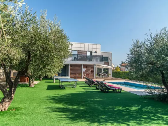 3-bedroom Villa In Vodnjan, Croatia (173 M²)