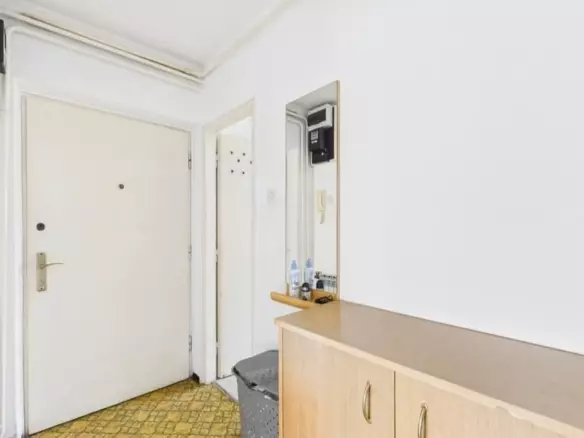 1-bedroom Apartment In Maksimir, Croatia (43 M²)