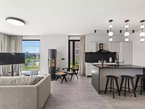 4-bedroom Villa In Krnica, Croatia (21.185 M²)