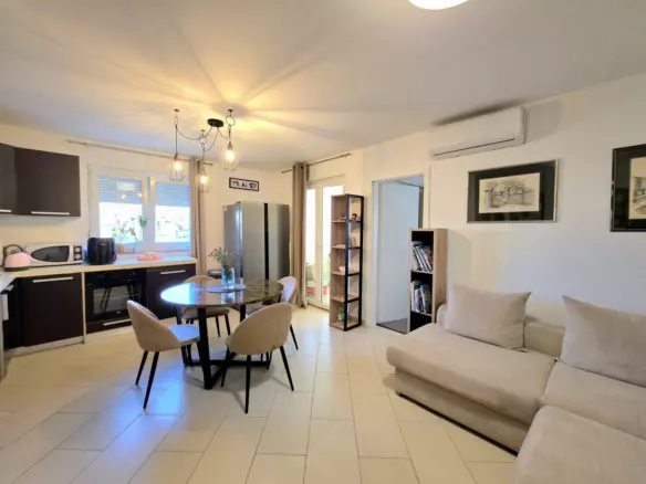 2-bedroom Apartment In Veli Vrh, Croatia (68 M²)
