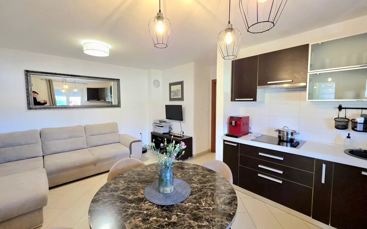 2-bedroom Apartment In Veli Vrh, Croatia (68 M²)