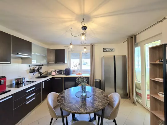 2-bedroom Apartment In Veli Vrh, Croatia (68 M²)