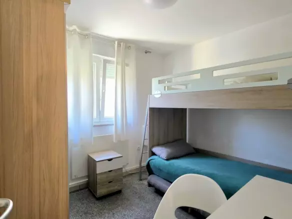 2-bedroom Apartment In Veli Vrh, Croatia (68 M²)