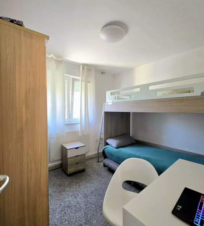 2-bedroom Apartment In Veli Vrh, Croatia (68 M²)
