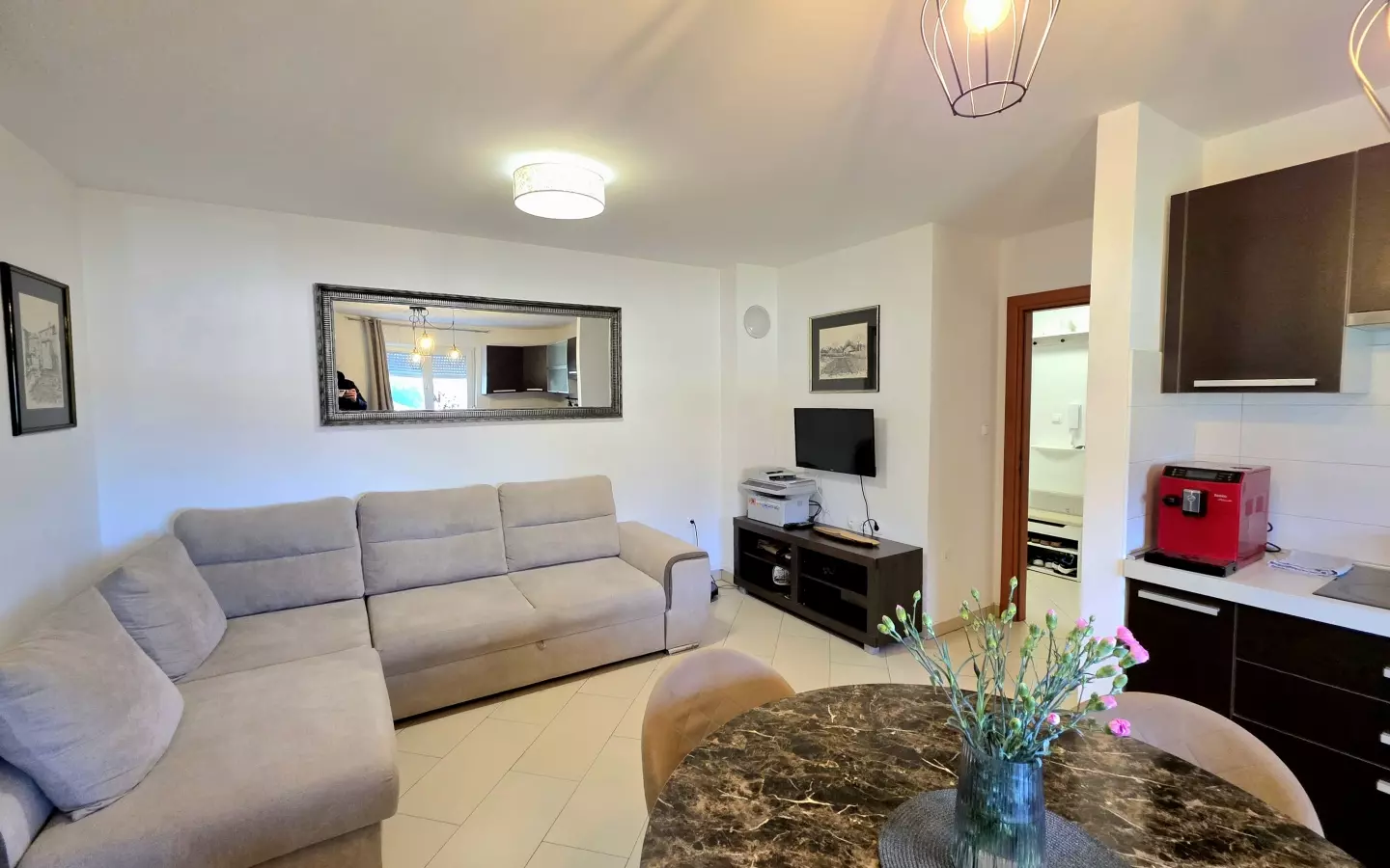 2-bedroom Apartment In Veli Vrh, Croatia (68 M²)