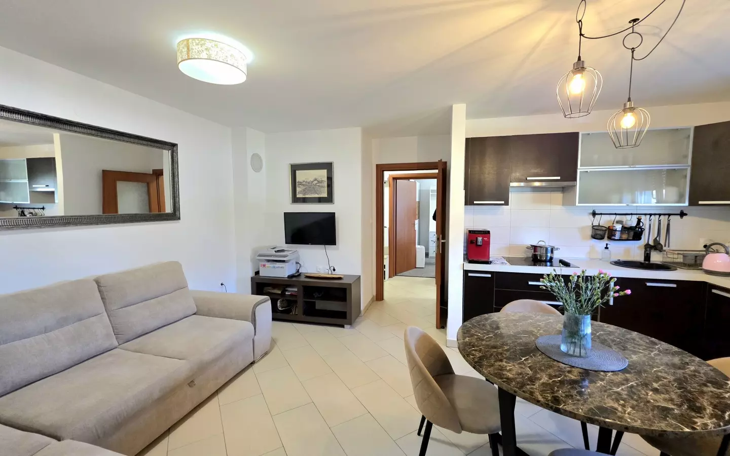 2-bedroom Apartment In Veli Vrh, Croatia (68 M²)