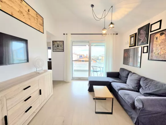 2-bedroom Apartment In Poreč, Croatia (6.601 M²)
