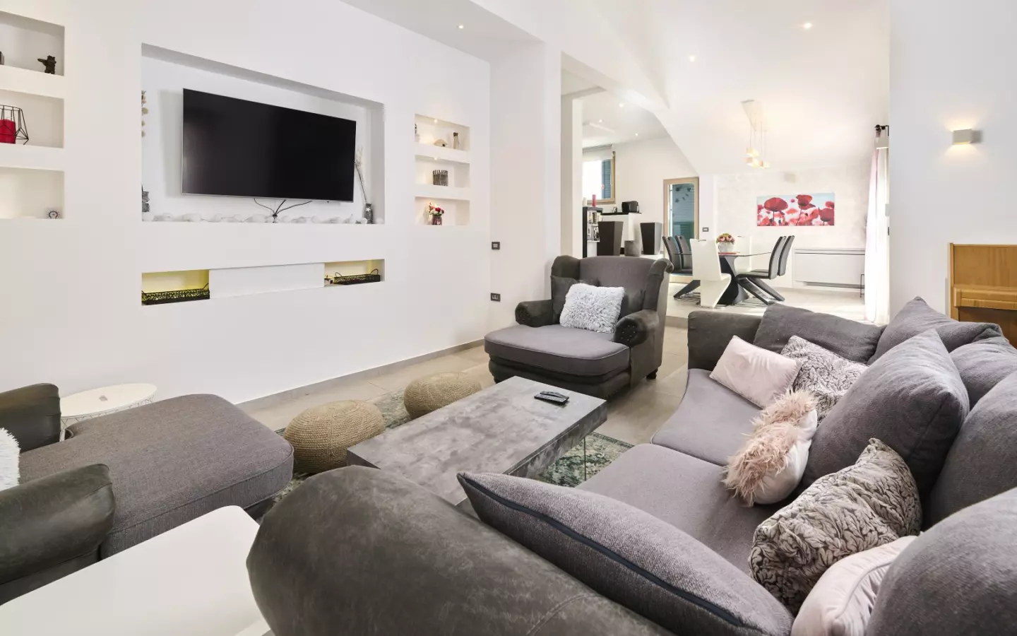5-bedroom Villa In Murine, Croatia (373 M²)