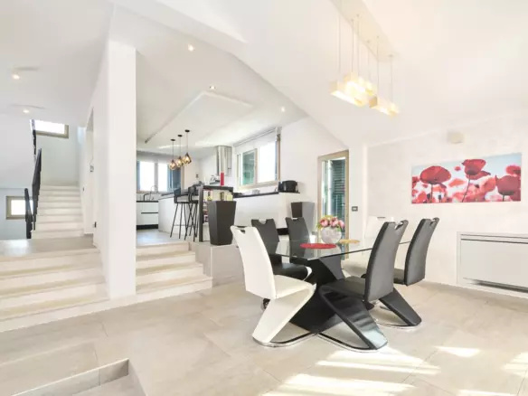 5-bedroom Villa In Murine, Croatia (373 M²)