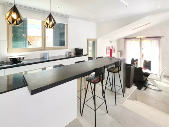 5-bedroom Villa In Murine, Croatia (373 M²)