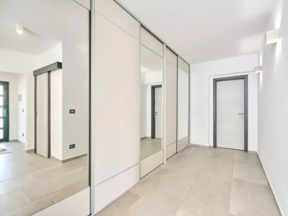 5-bedroom Villa In Murine, Croatia (373 M²)