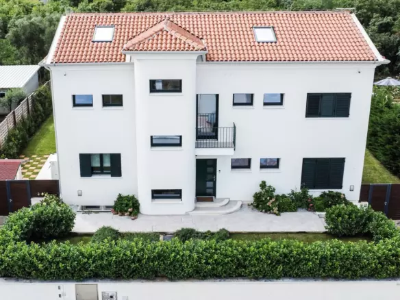 5-bedroom Villa In Murine, Croatia (373 M²)