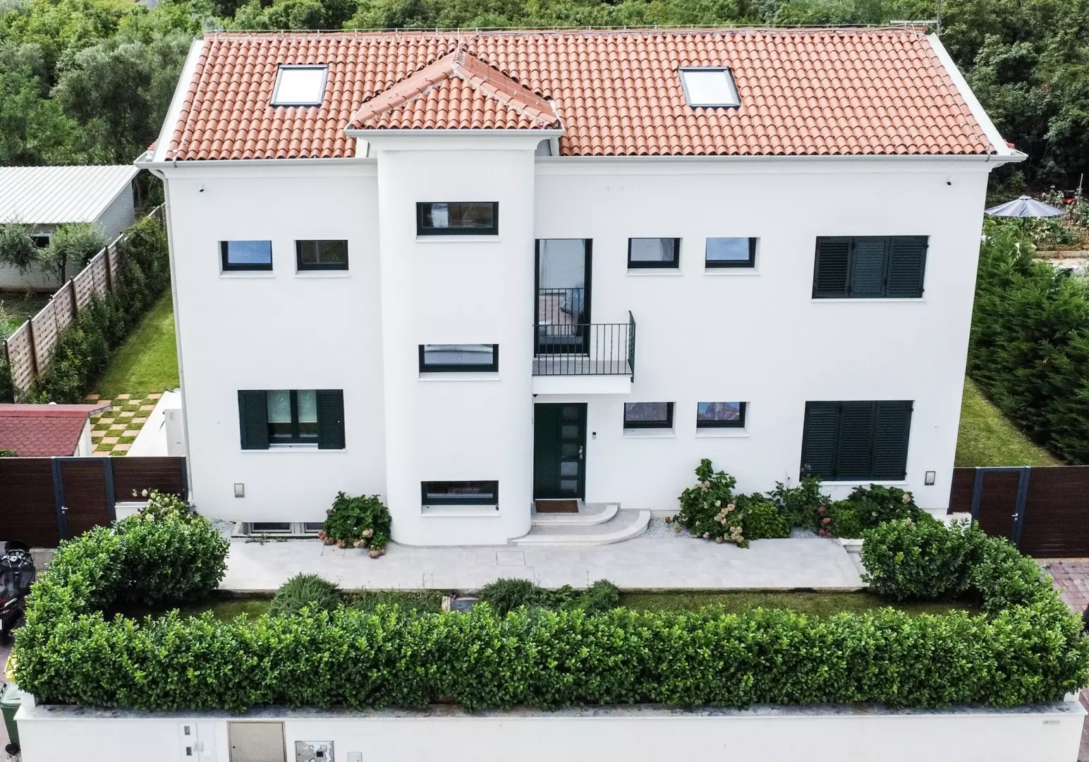 5-bedroom Villa In Murine, Croatia (373 M²)