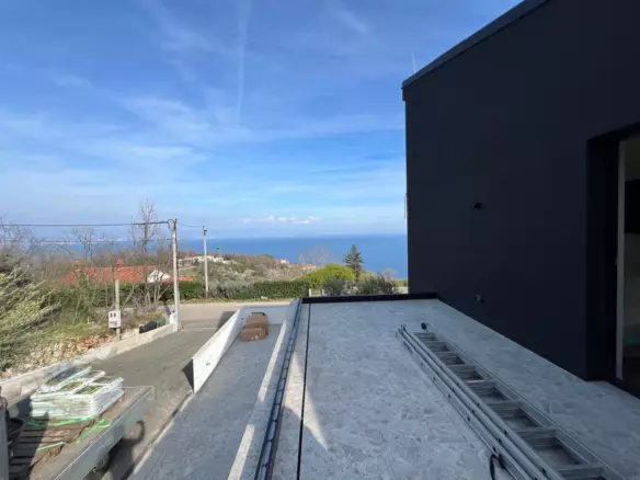 4-bedroom Villa In Sveta Jelena, Croatia (275 M²)