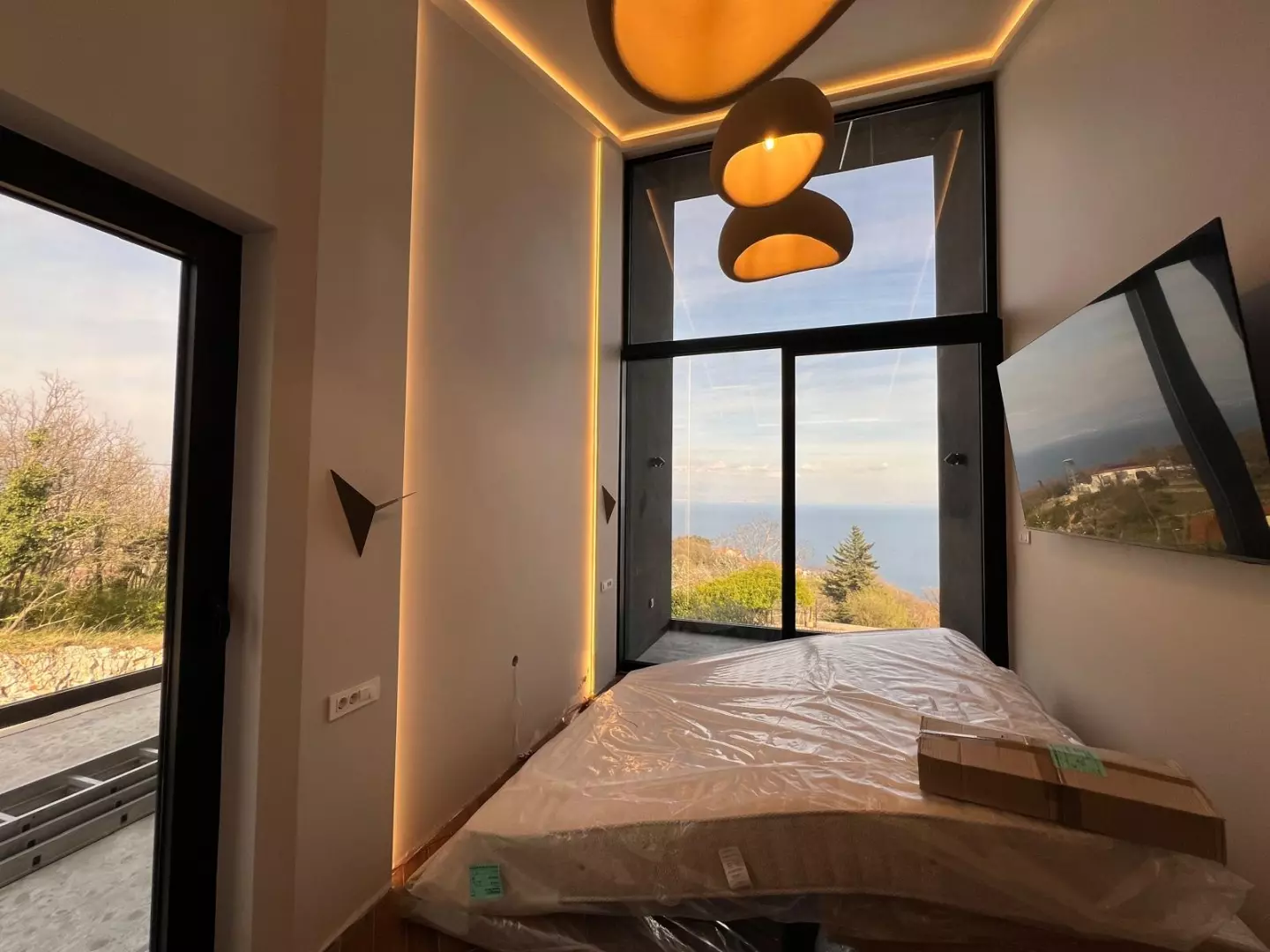 4-bedroom Villa In Sveta Jelena, Croatia (275 M²)