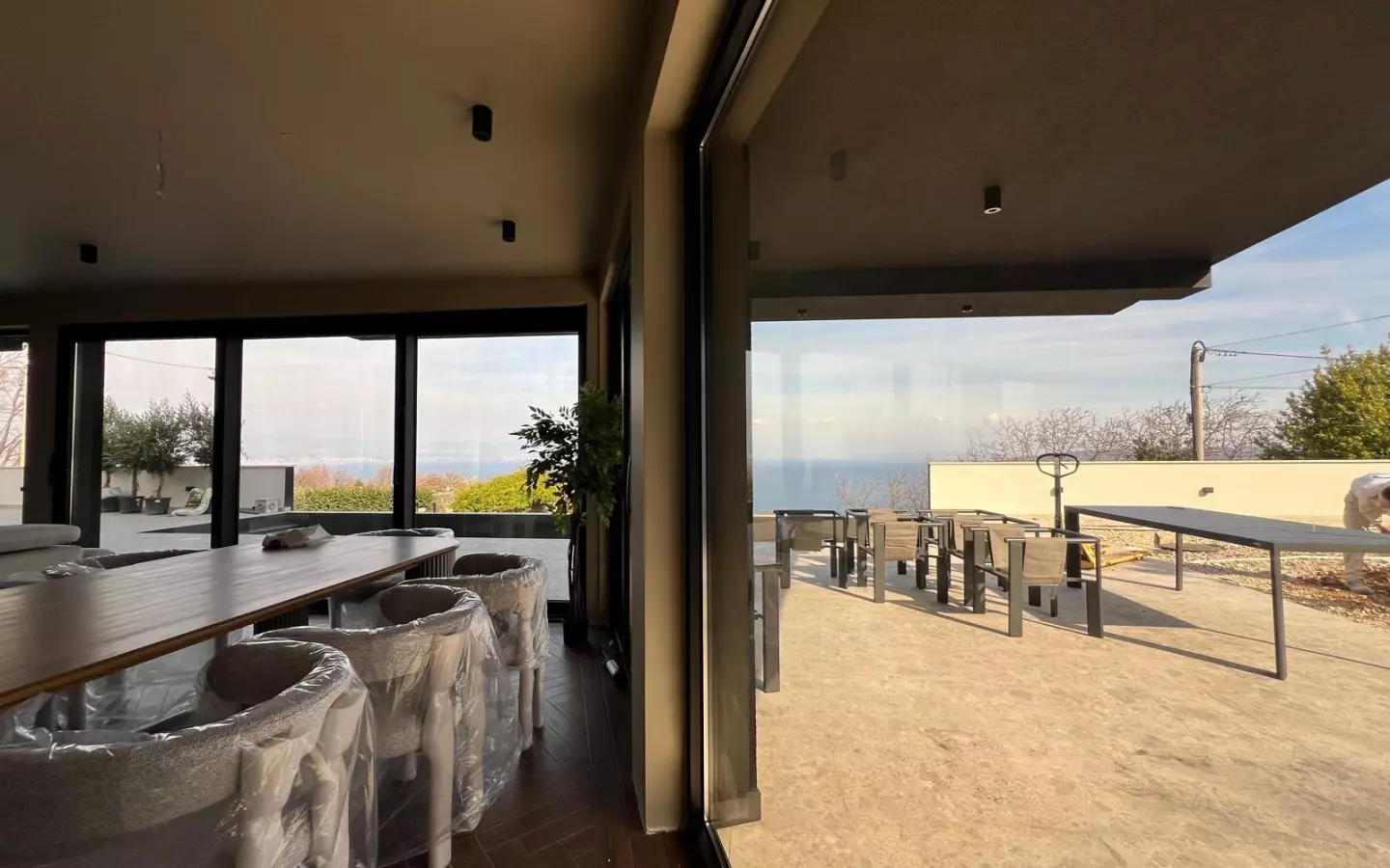 4-bedroom Villa In Sveta Jelena, Croatia (275 M²)