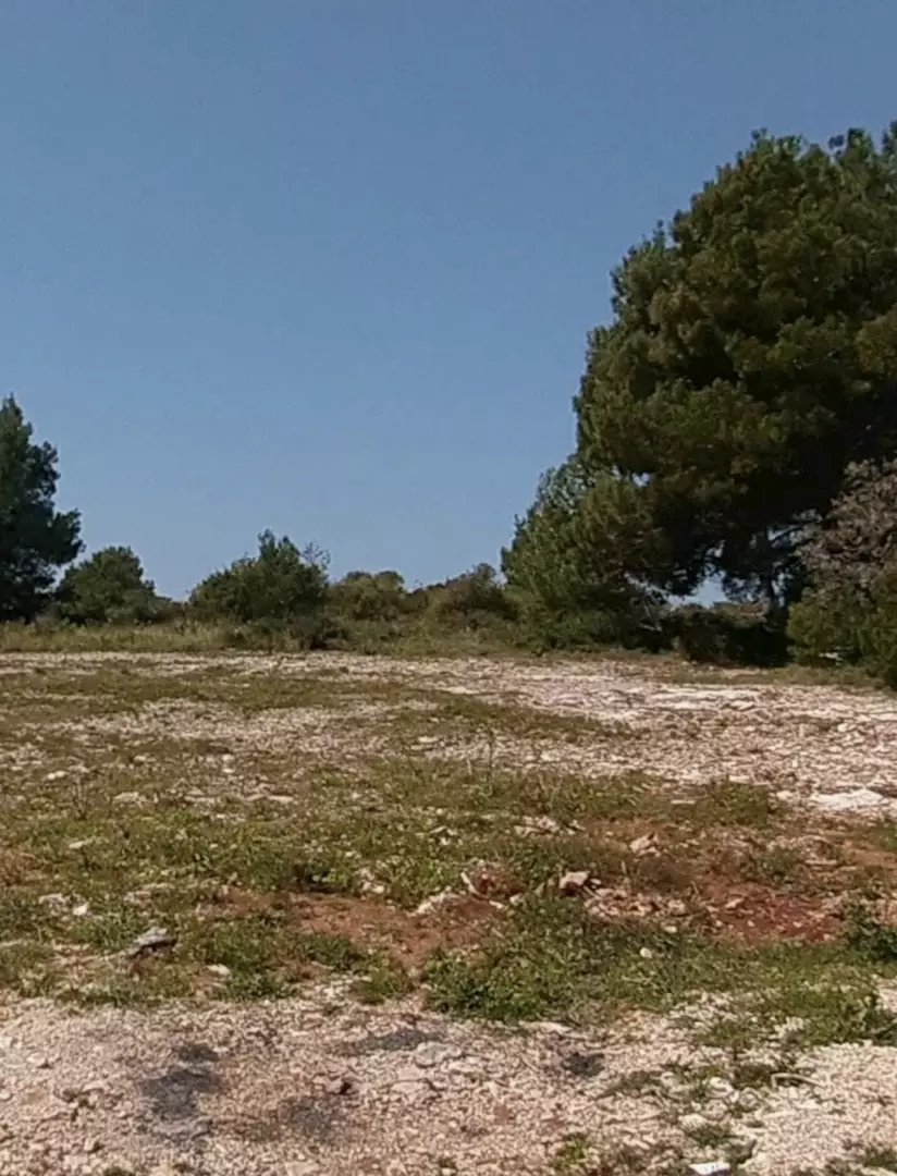original_1777989034_42822-1537ce Land In Medulin, Croatia (598 M²)