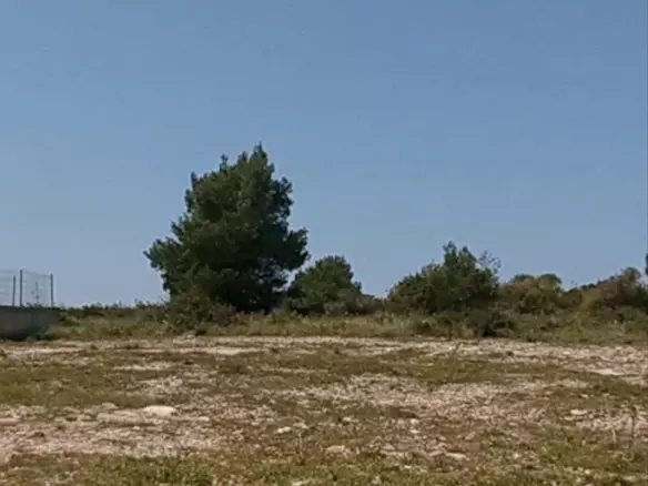 Land In Medulin, Croatia (598 M²)