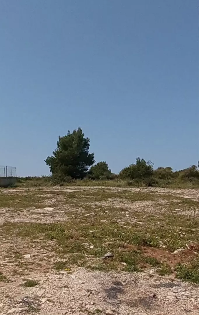 original_1777989039_42820-b45f0d Land In Medulin, Croatia (598 M²)