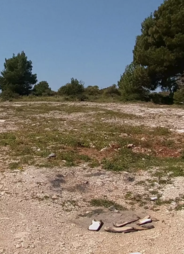 original_1777989048_42818-8504b5 Land In Medulin, Croatia (598 M²)