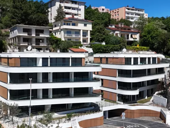 4-bedroom Apartment In Opatija – Centar, Croatia (24.035 M²)