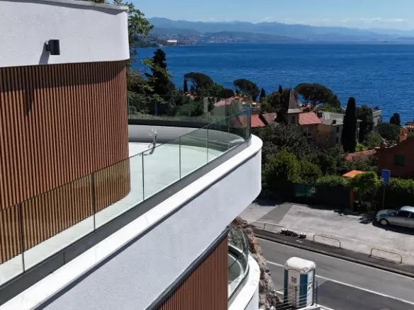 3-bedroom Apartment In Opatija – Centar, Croatia (16.517 M²)