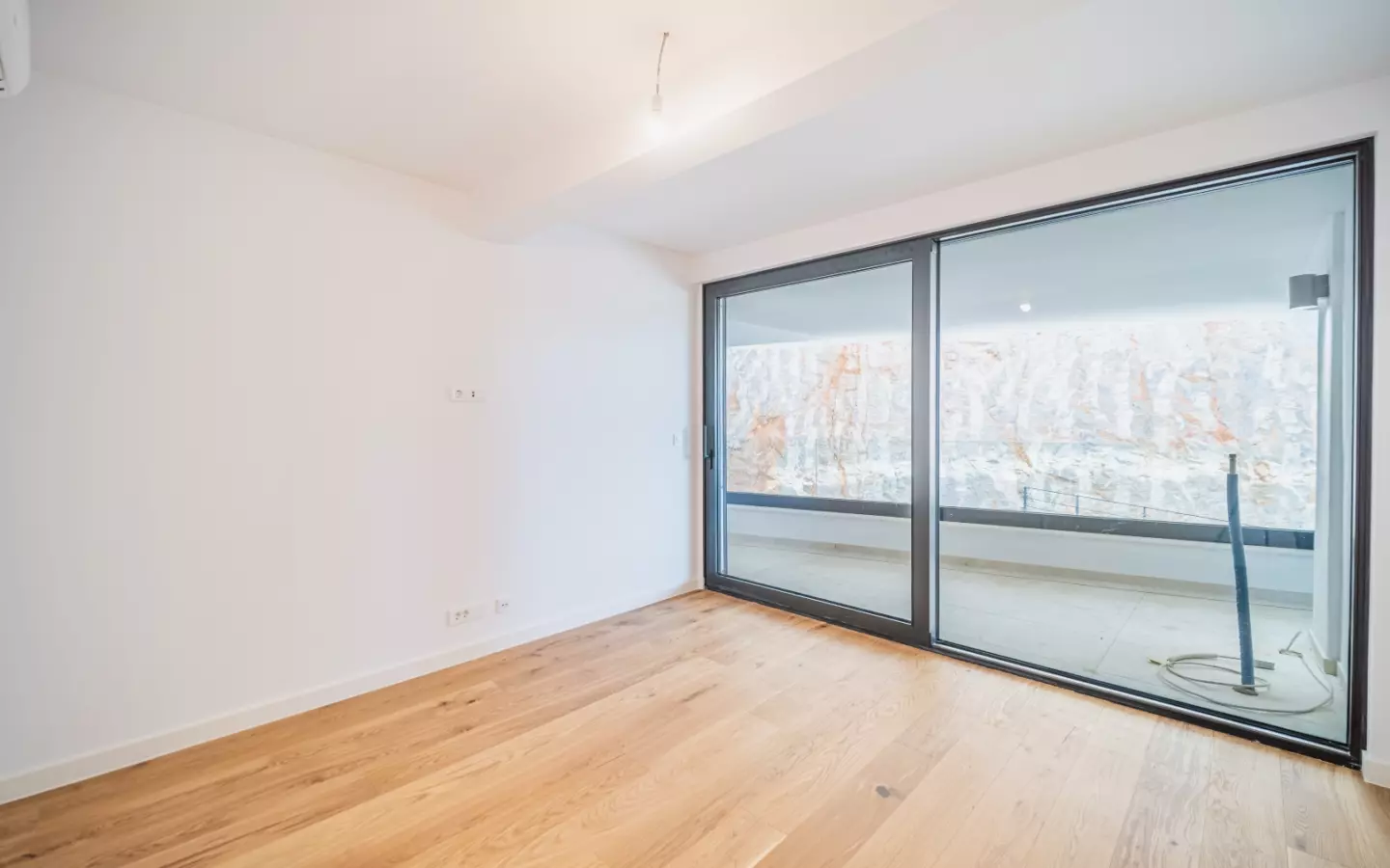 2-bedroom Apartment In Opatija – Centar, Croatia (10.016 M²)