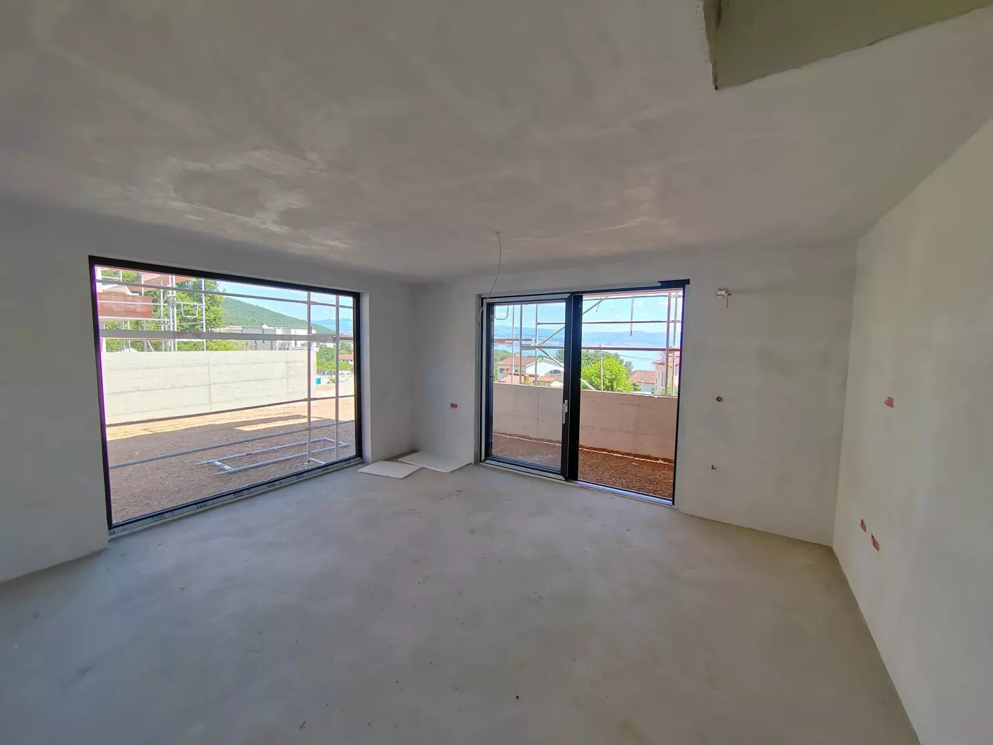 3-bedroom Apartment In Ika, Croatia (14.404 M²)