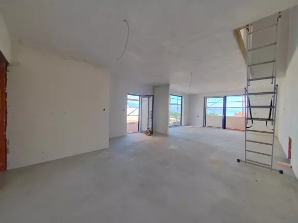 3-bedroom Apartment In Ika, Croatia (14.404 M²)