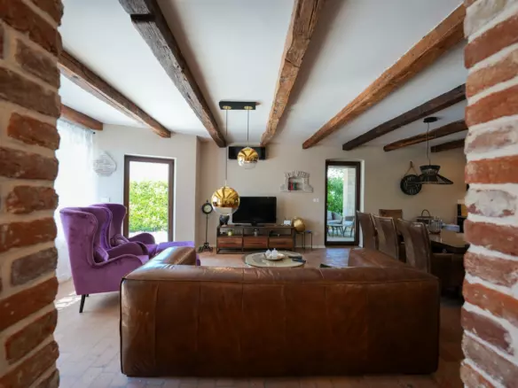 4-bedroom Villa In Sveti Lovreč, Croatia (168 M²)