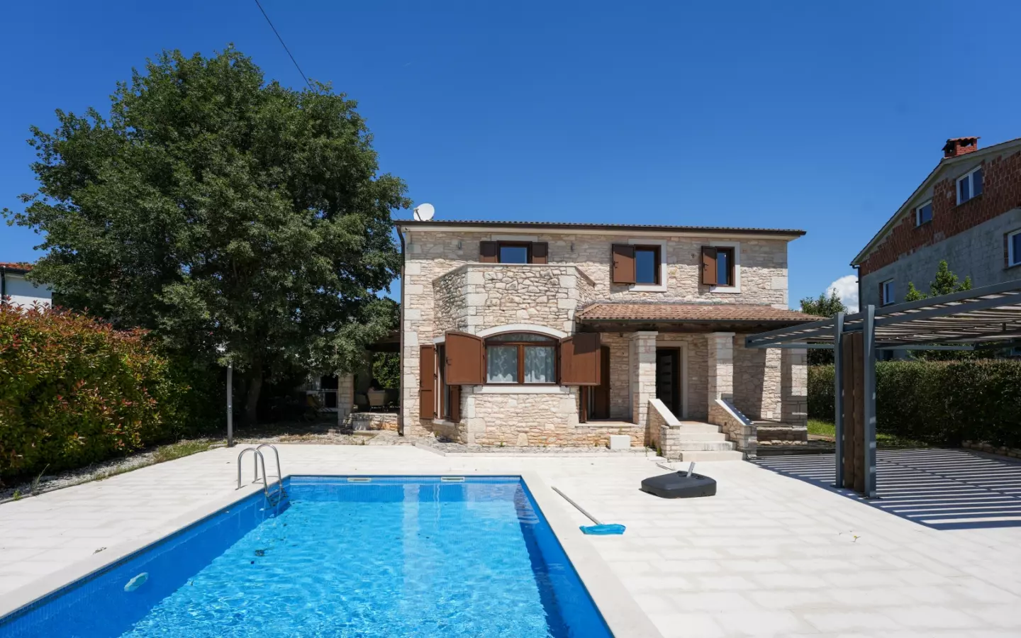 4-bedroom Villa In Sveti Lovreč, Croatia (168 M²)