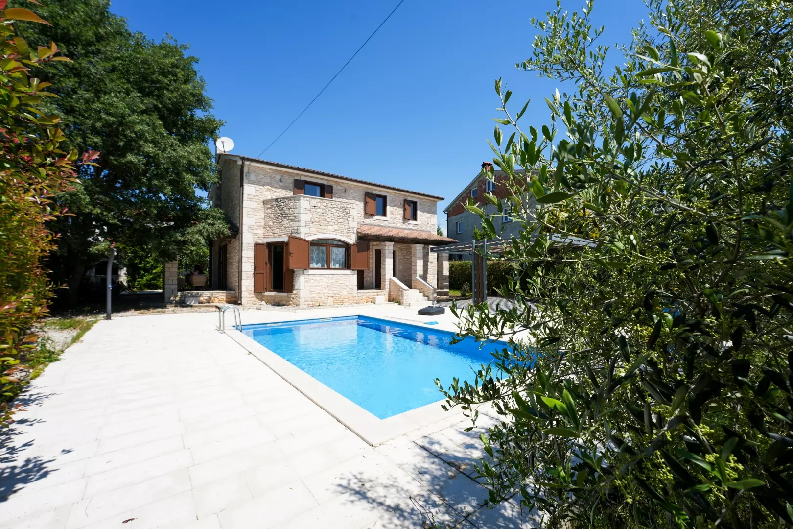 4-bedroom Villa In Sveti Lovreč, Croatia (168 M²)