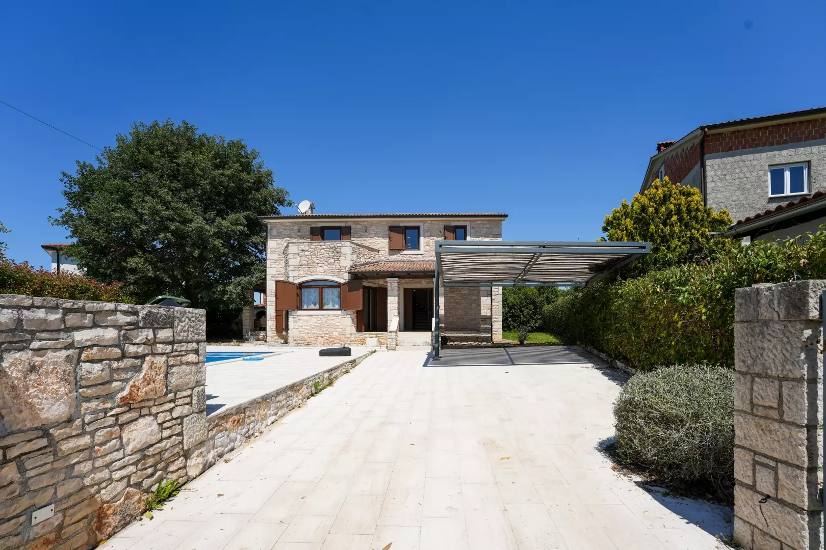 4-bedroom Villa In Sveti Lovreč, Croatia (168 M²)