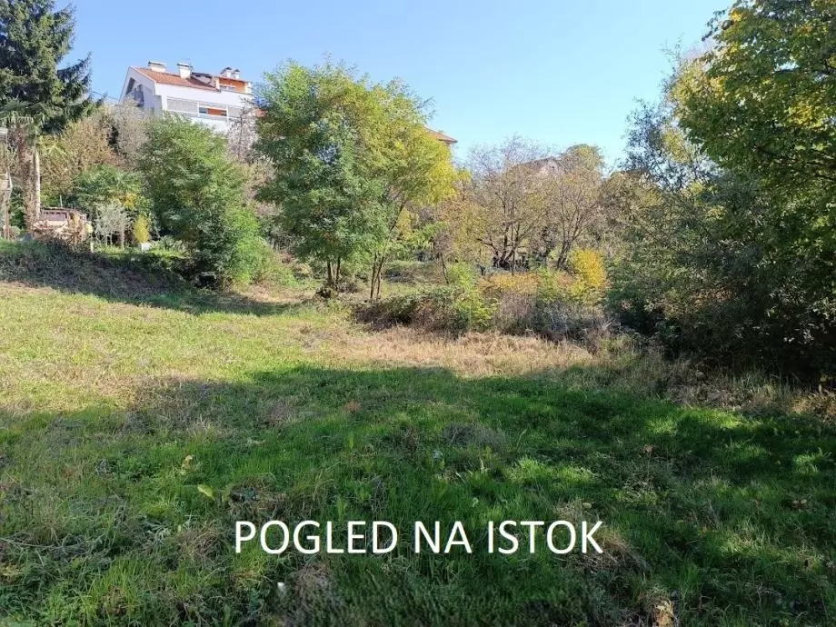 Land In Vrhovec, Croatia (1.438 M²)