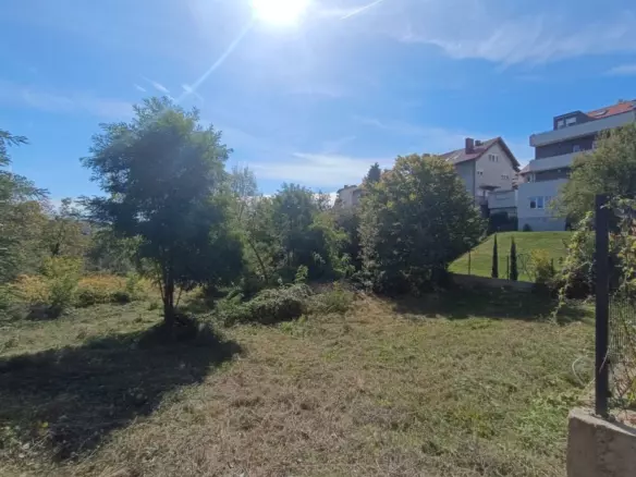 Land In Vrhovec, Croatia (1.438 M²)