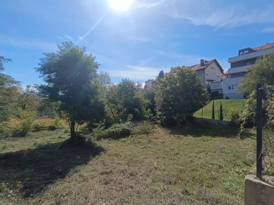 Land In Vrhovec, Croatia (1.438 M²)