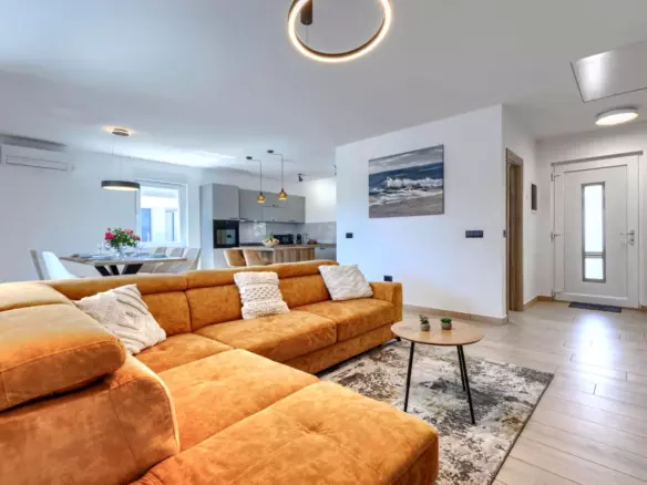 3-bedroom Detached House In Labin, Croatia (152 M²)