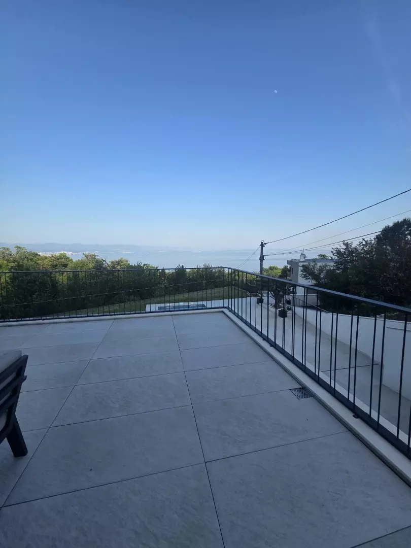 5-bedroom Villa In Poljane, Croatia (400 M²)