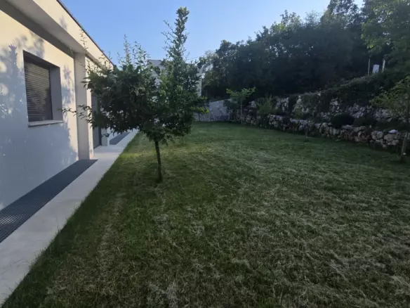 5-bedroom Villa In Poljane, Croatia (400 M²)